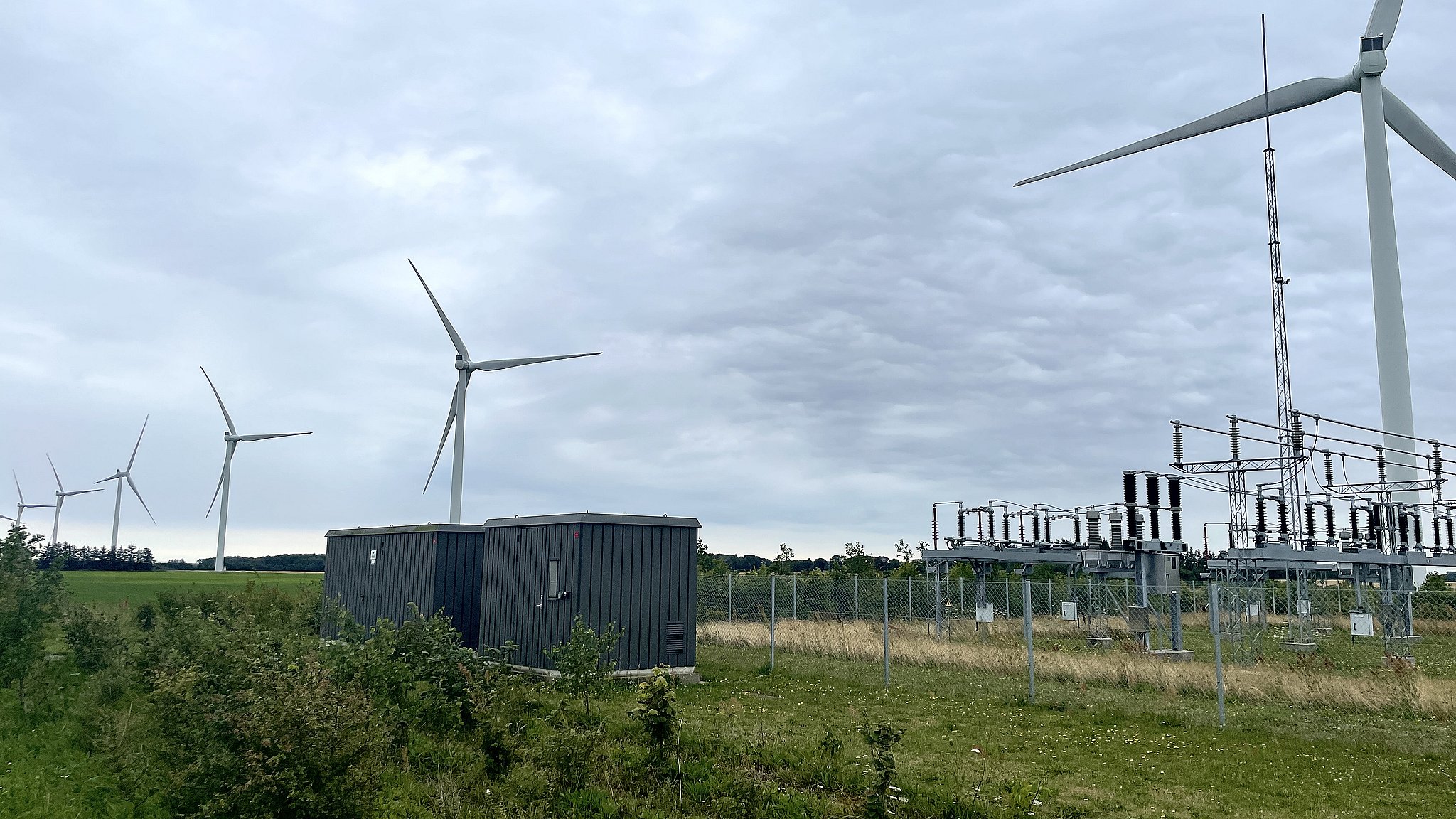 Blandt andet ejer Gert Kristensen en del af de vindmøller, der er en del af vindmølleparken i Lyngdrup.