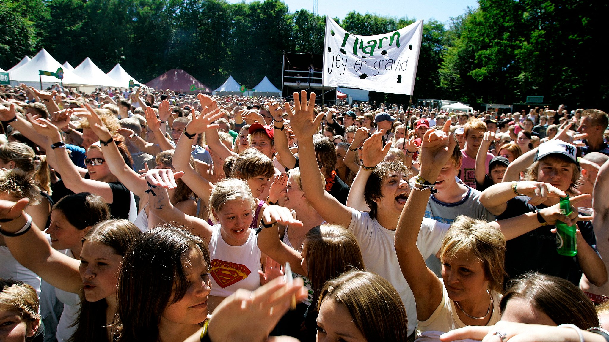 Corona kan kvæle festival: Udviklingen følges spændt i Nibe | TV2 Nord