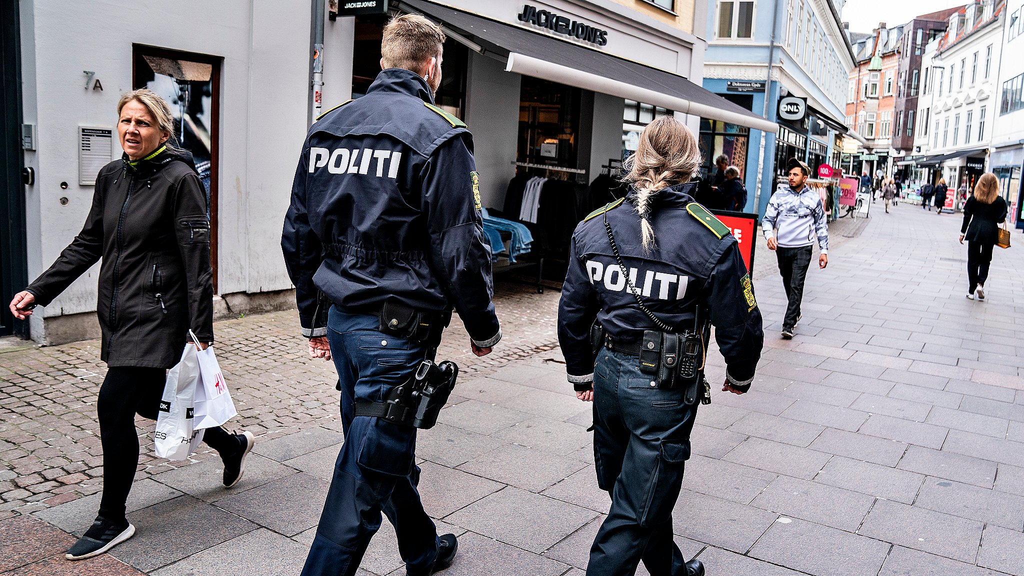 Nordjyllands Politi efter - Det har været stille aften | TV2 Nord
