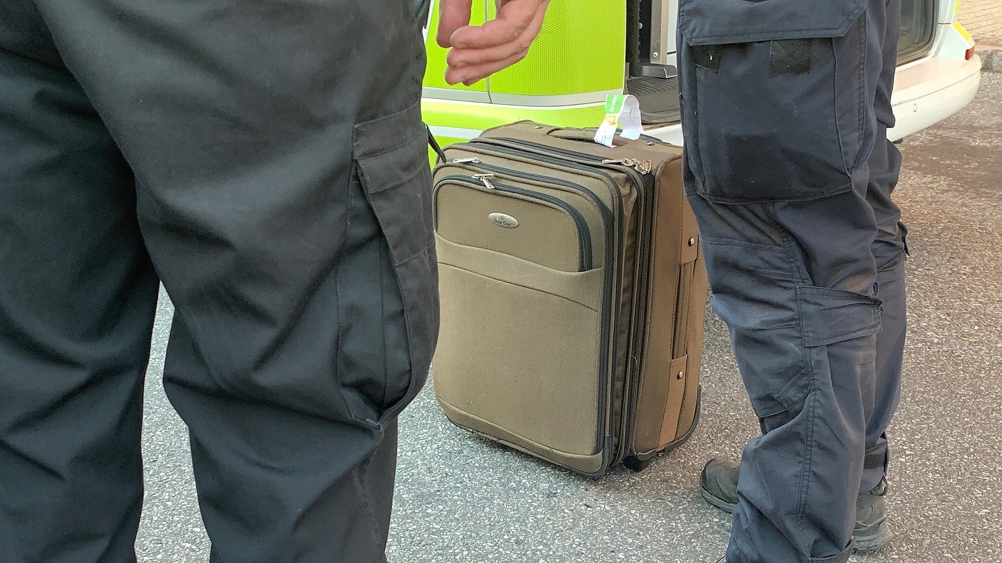 Mistænkelig kuffert undersøgt TV2 Nord
