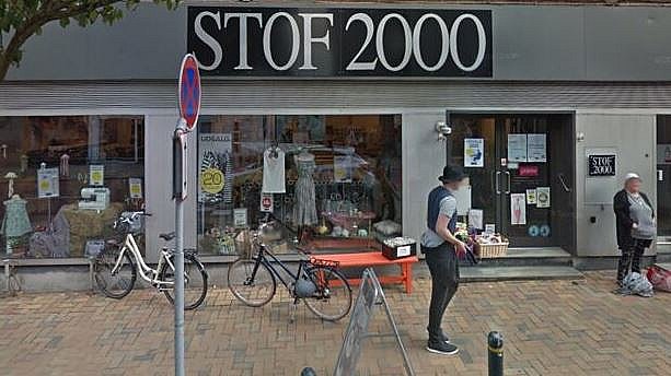 butik patologisk svindler Stof 2000 lukker 15 butikker - to nordjyske iblandt | TV2 Nord