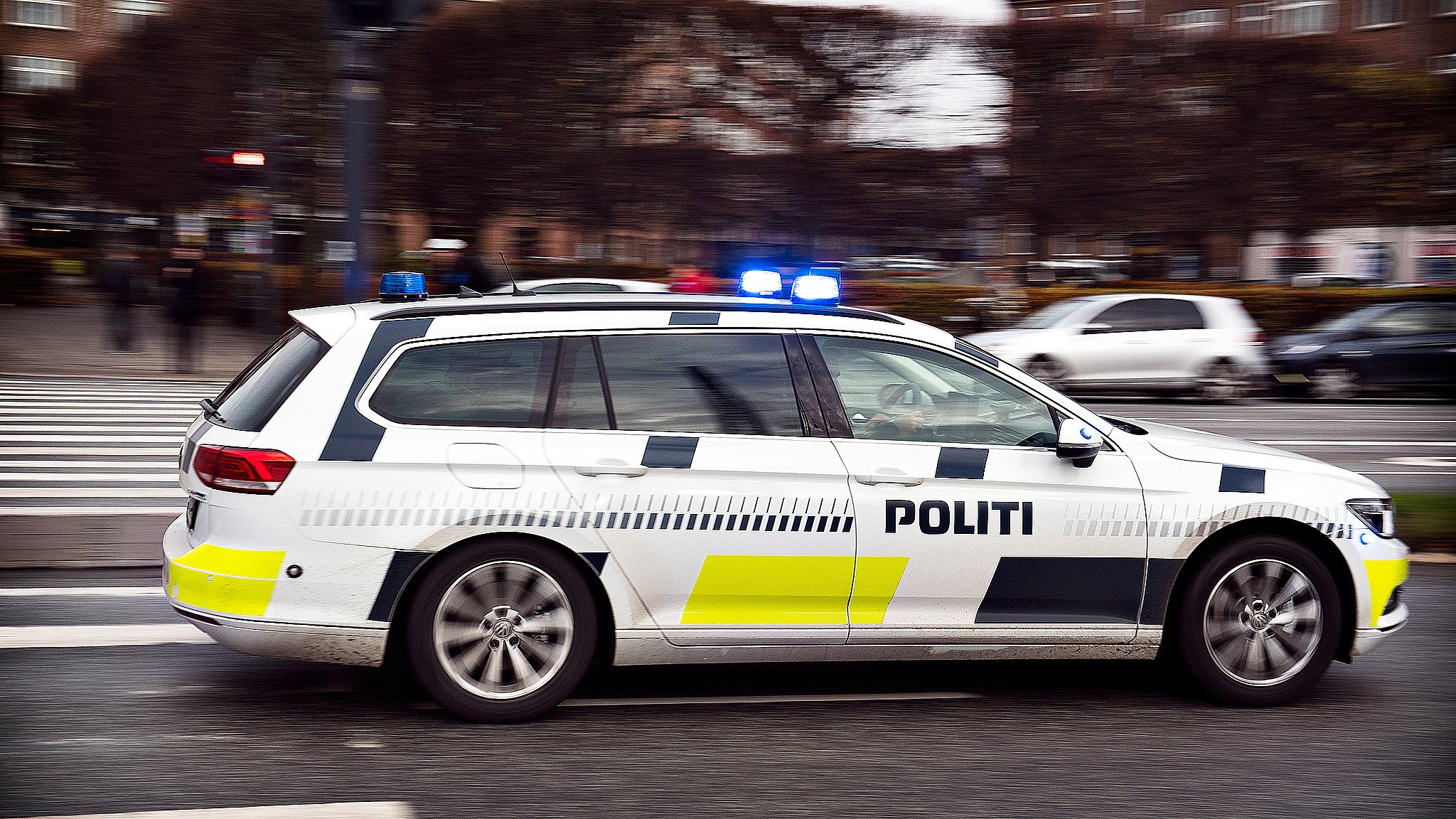 Uskyld Plante træer begynde Nordjyllands Politi leder efter mand, der med kniv truede sig til el- løbehjul | TV2 Nord